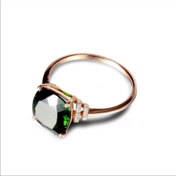 New Rose Gold Green Emerald Ring - Picture 2 of 7